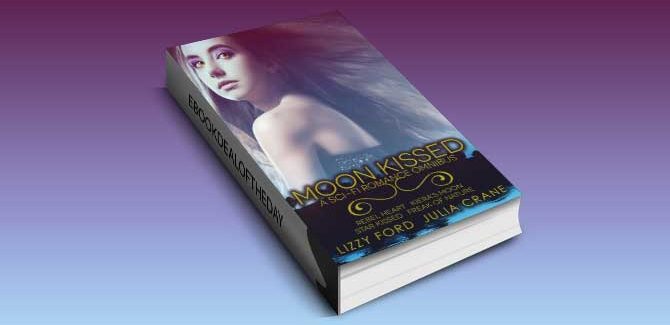 a sci-fi romance ebook Moon Kissed (Sci-Fi Romance Omnibus) by Lizzy Ford and Julia Crane